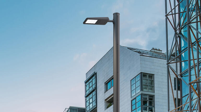 Éclairage Cyclone lance le luminaire Tribeca