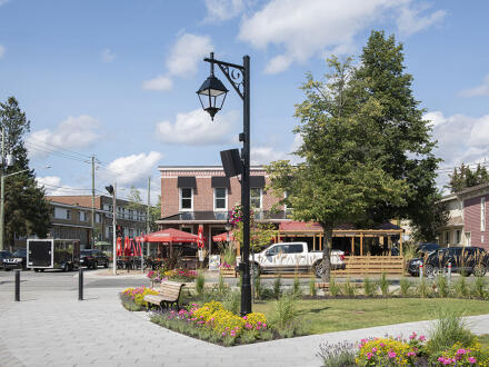 Revitalizing a key tourist area in the Laurentians: Creating a downtown public space